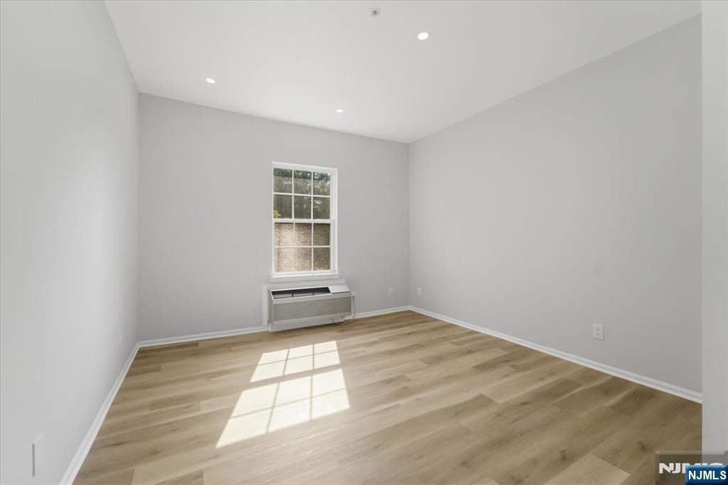 1311 Richmond Road Property Photo 13