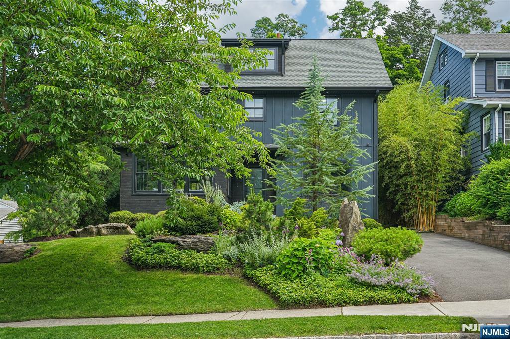 63 Ravine Avenue Property Photo 3