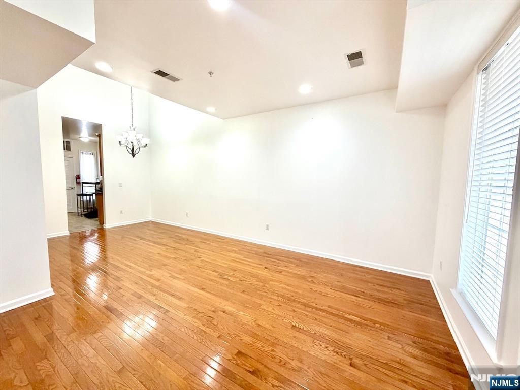 200 Dey Street 247 Property Photo 3