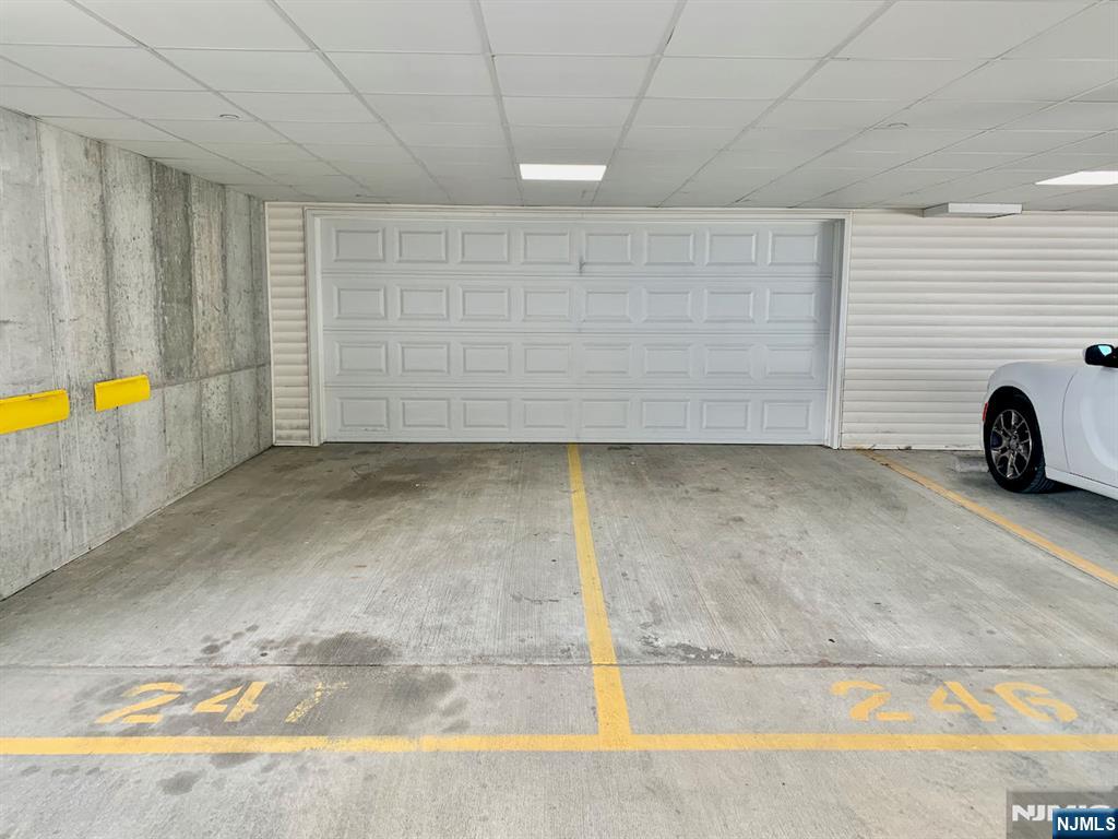 200 Dey Street 247 Property Photo 23