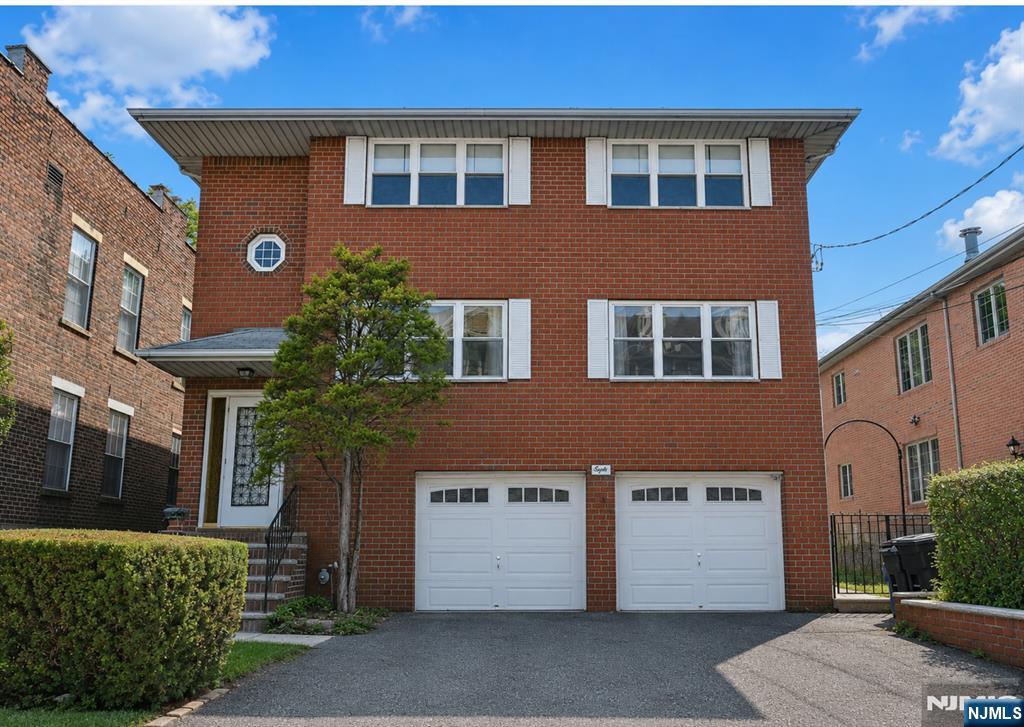 8 Cumbermeade Road Property Photo 1