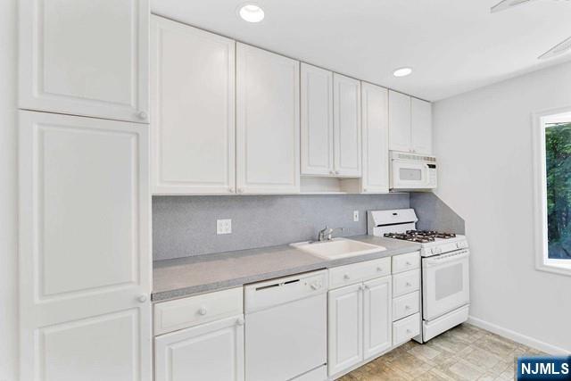 516 Knickerbocker Road Property Photo 7
