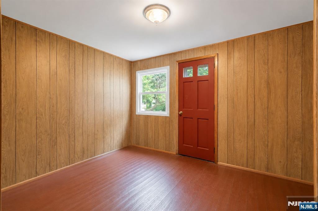37 Fenner Avenue Property Photo 9