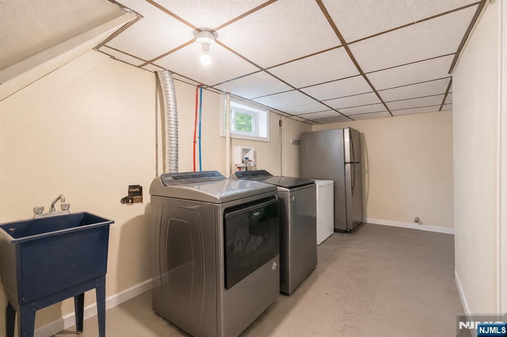 37 Fenner Avenue Property Photo 20