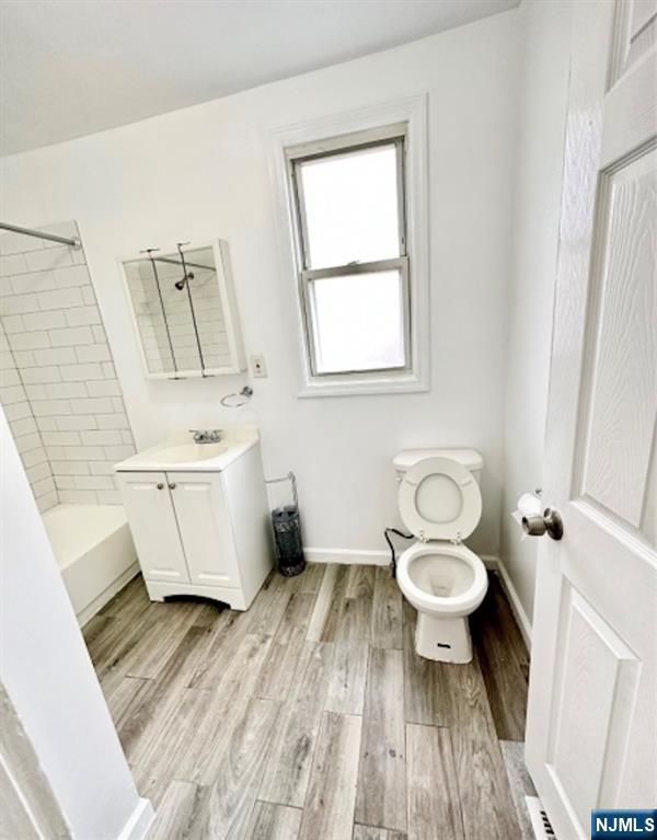 447 17th Street Property Photo 7