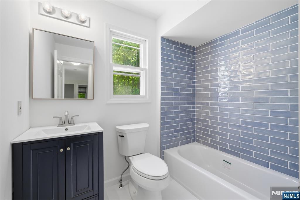 20 Indian Run Road Property Photo 39