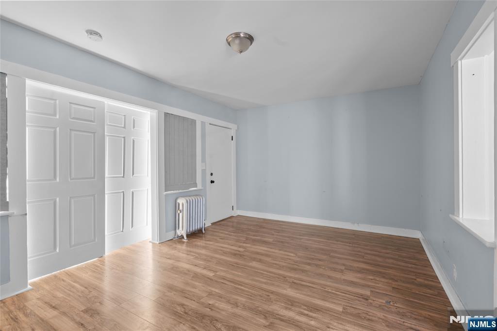 17 Cottage Place Property Photo 2