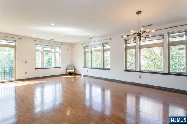 2224 Riverview Avenue Property Photo 3