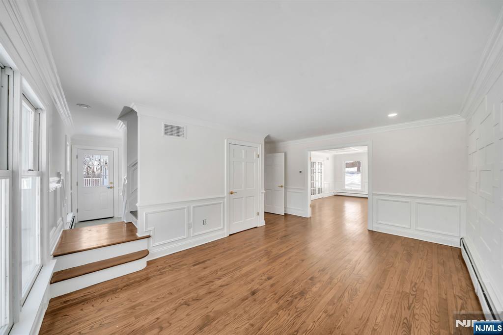 853 Shadow Ridge Road Property Photo 4