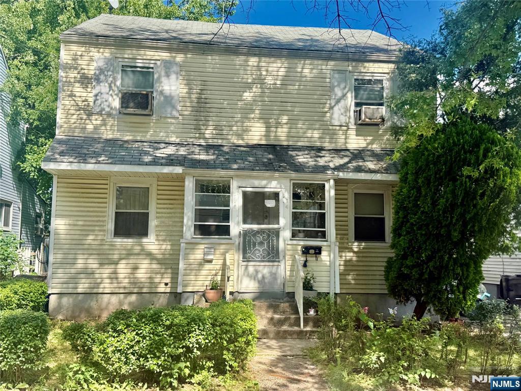 72-74 Hanford Street Property Photo 1