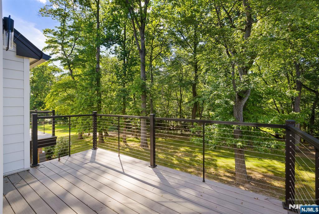 2 Stone Bridge Court Property Photo 15