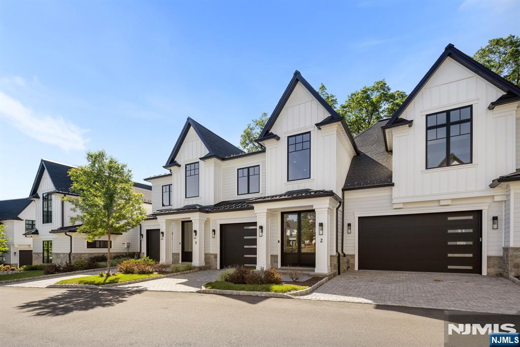 2 Stone Bridge Court Property Photo 16