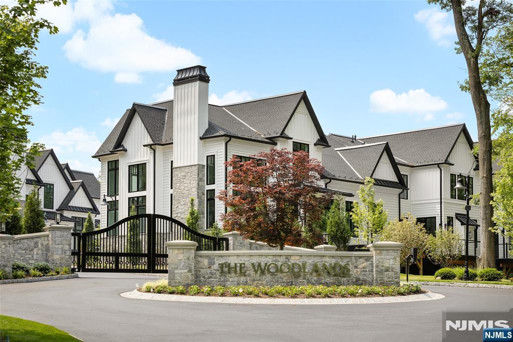 2 Stone Bridge Court Property Photo 17
