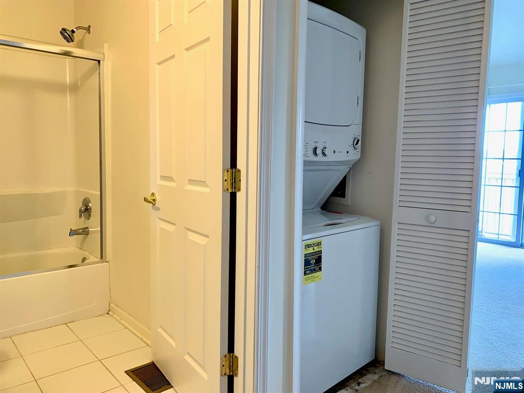200 Dey Street 277 Property Photo 7