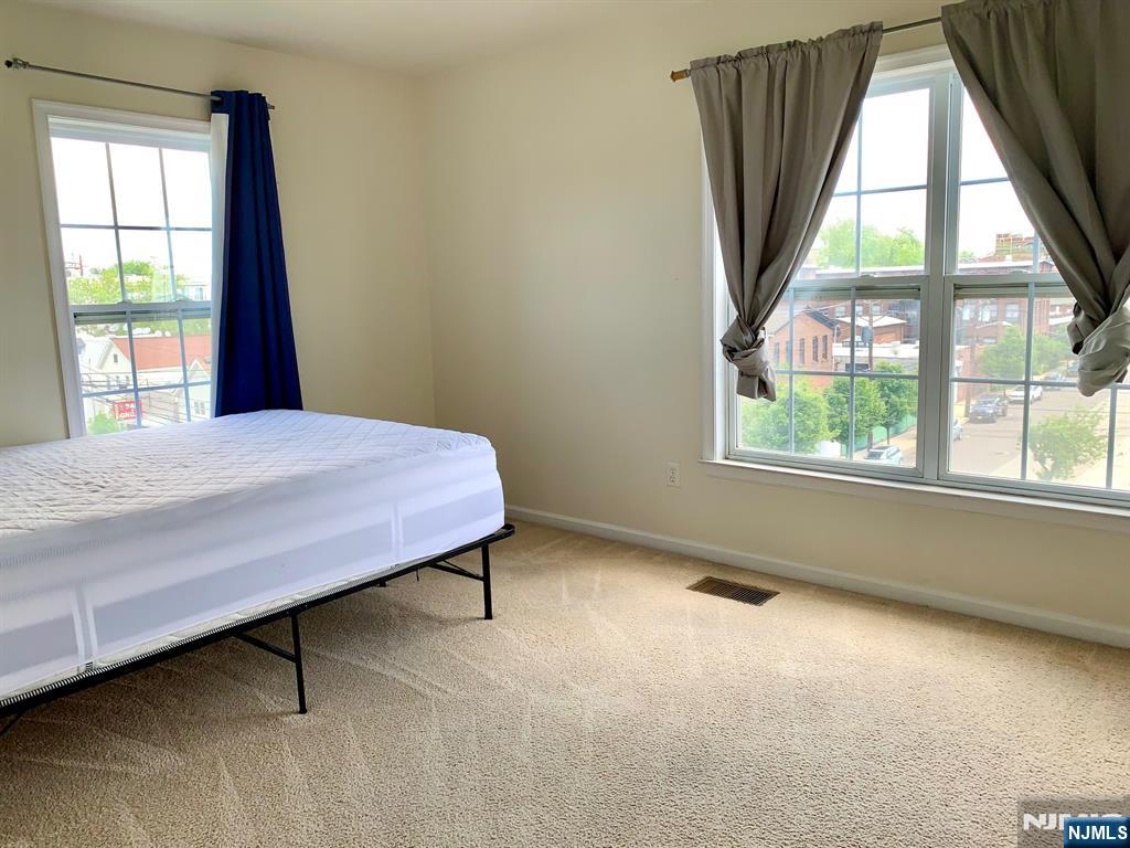 200 Dey Street 277 Property Photo 8