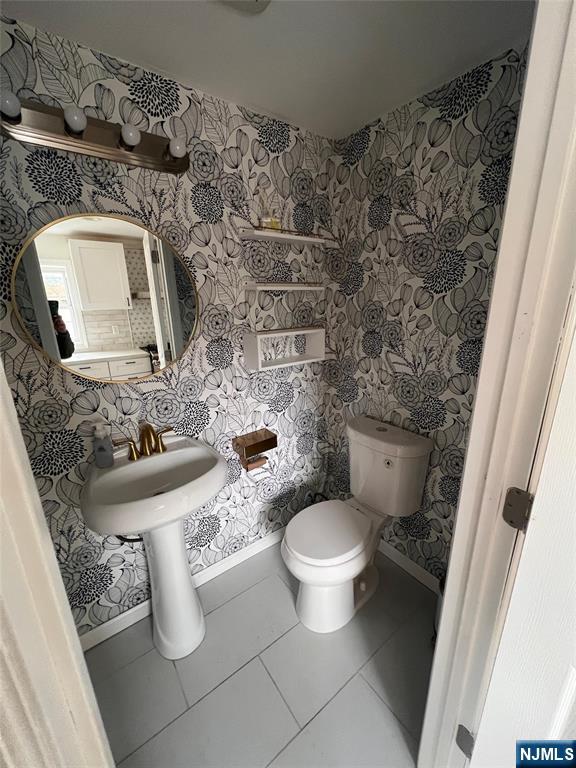 92 Grove Street Property Photo 3