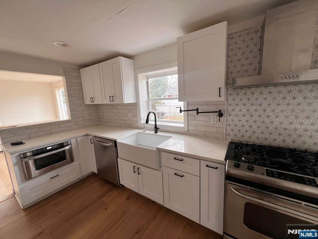 92 Grove Street Property Photo 8