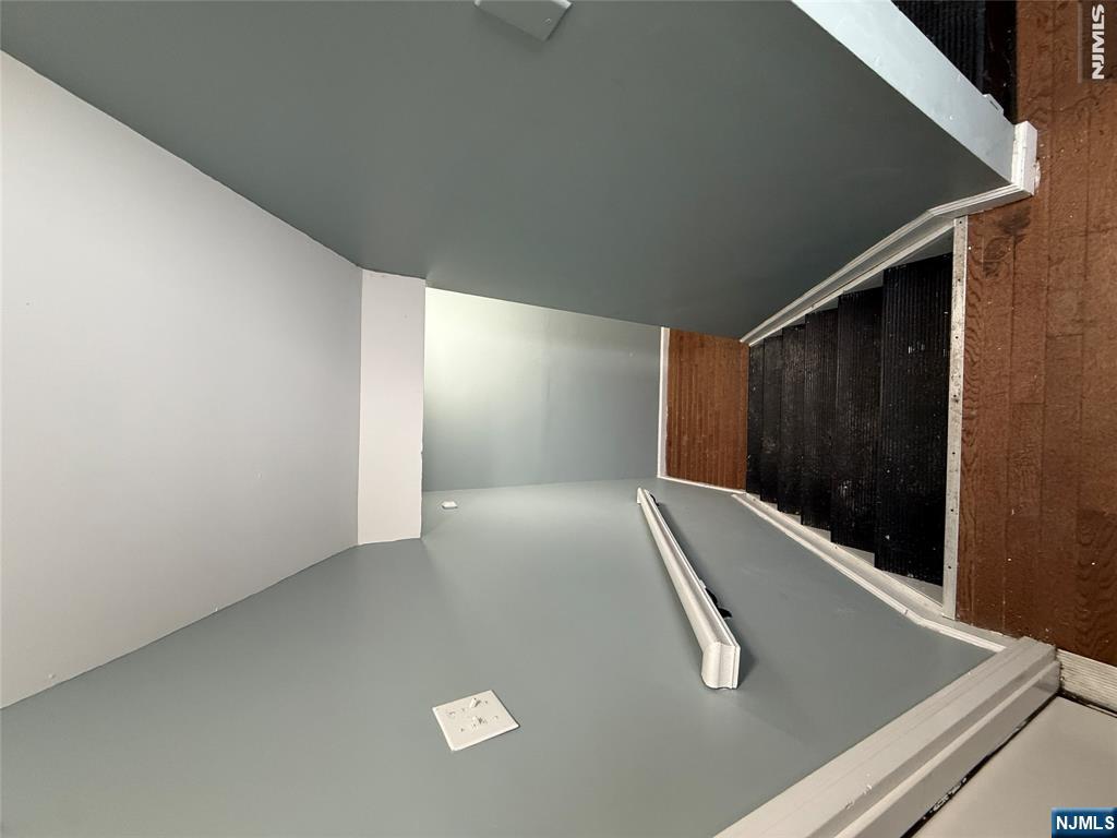 34 Auburn Street 3 Property Photo 2