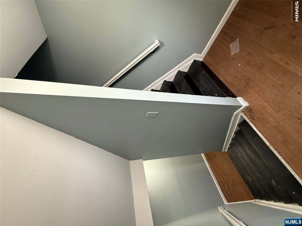 34 Auburn Street 3 Property Photo 3