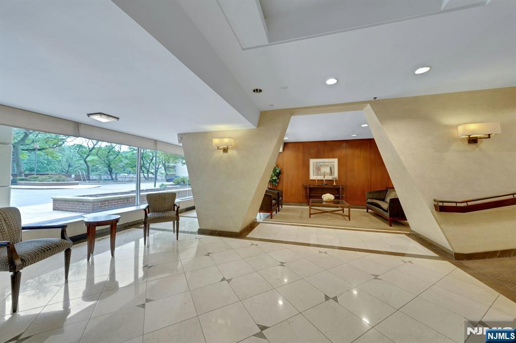 1 Horizon Road 408 Property Photo 19