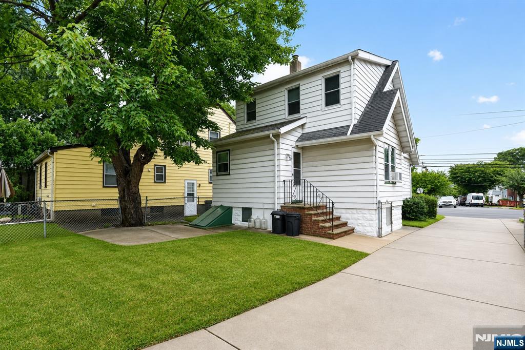 438-440 Joralemon Street Property Photo 2