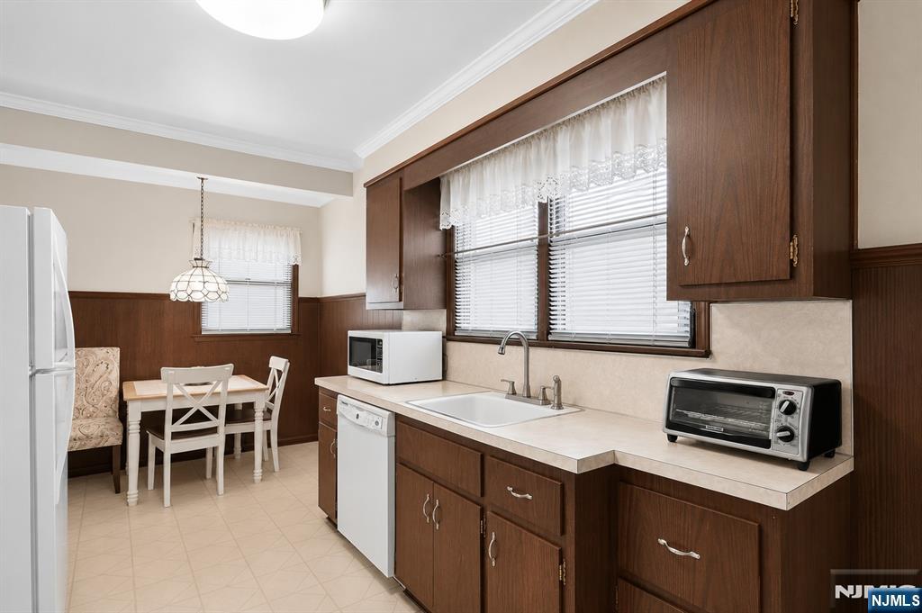 438-440 Joralemon Street Property Photo 7
