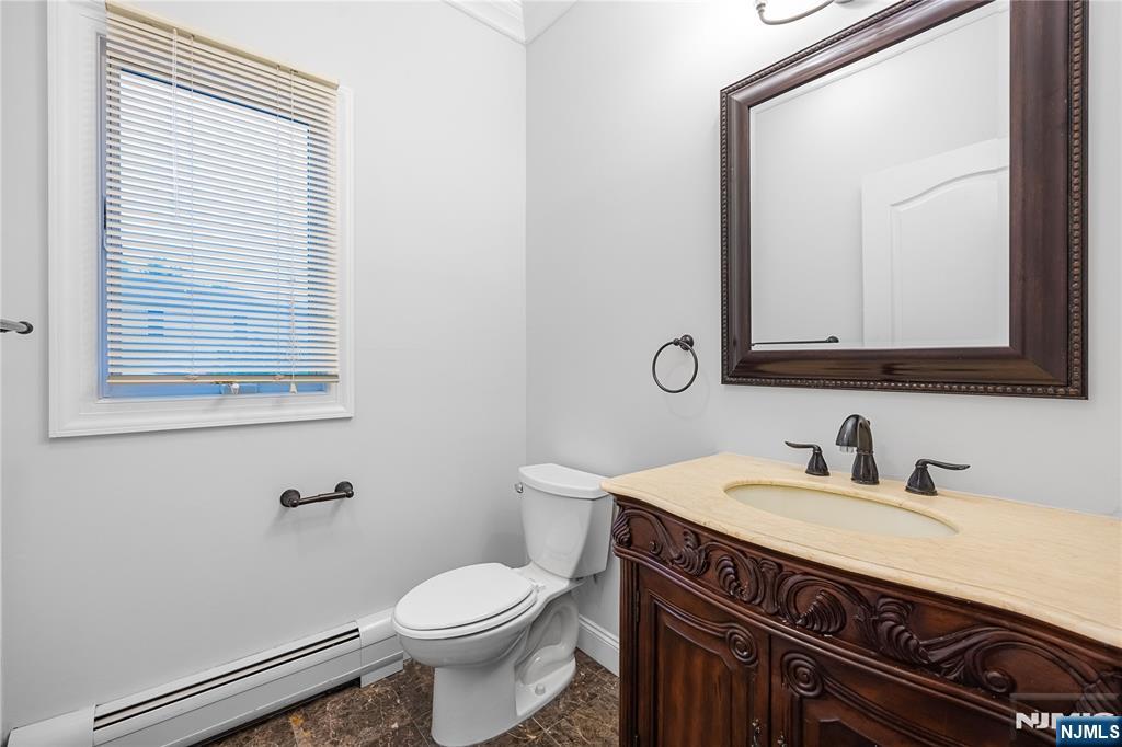 258 4th Street A Property Photo 18