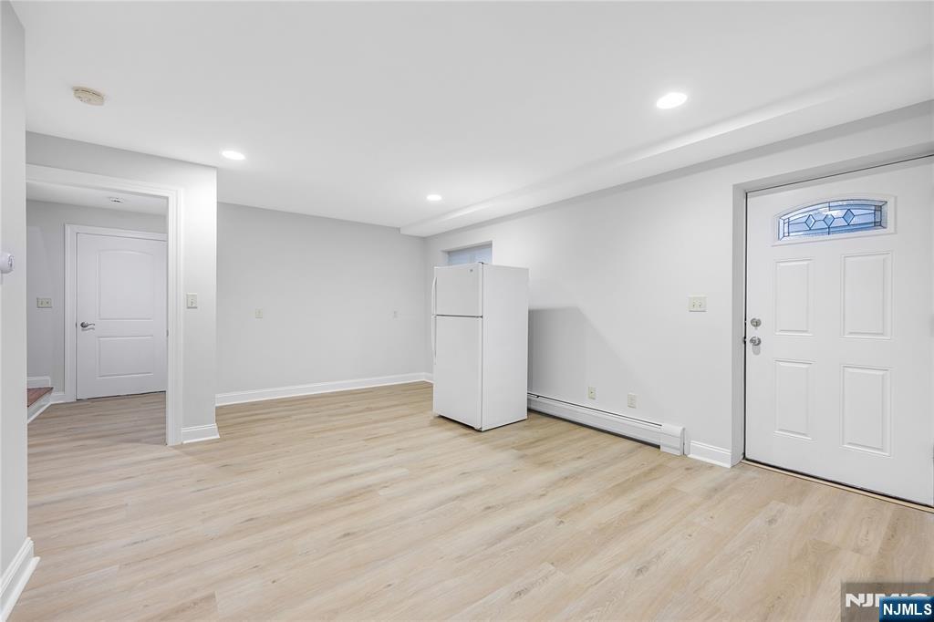 258 4th Street A Property Photo 31