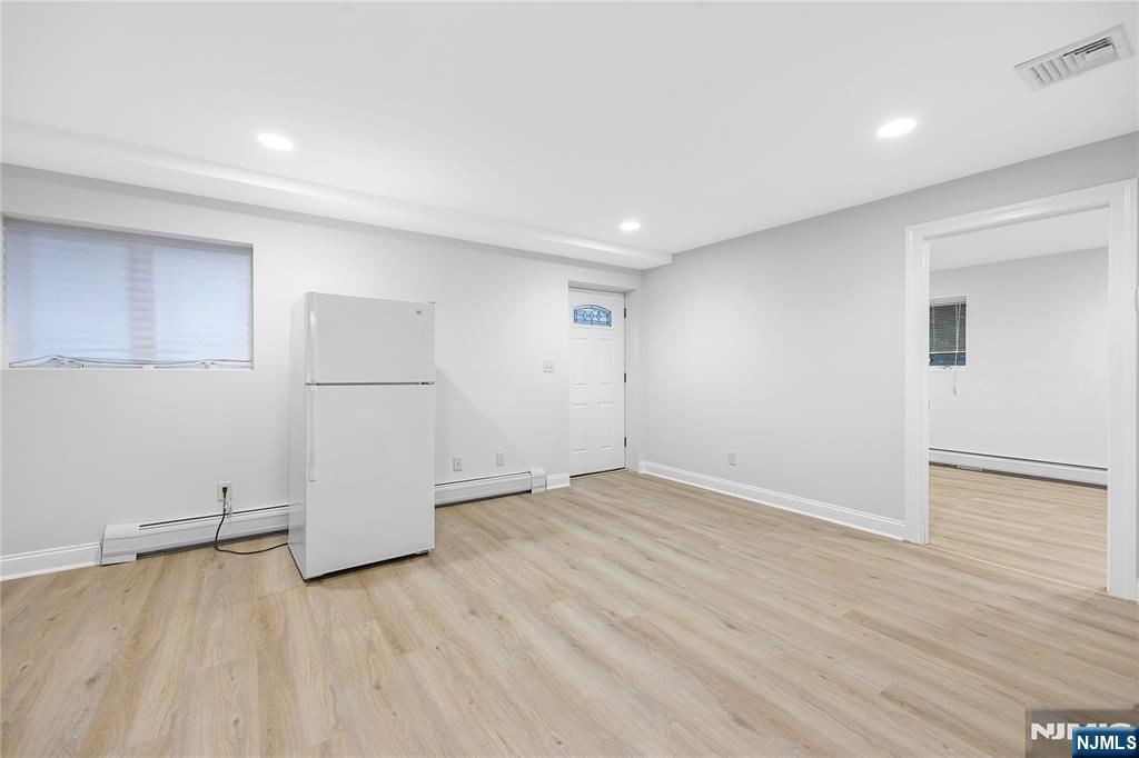 258 4th Street A Property Photo 32