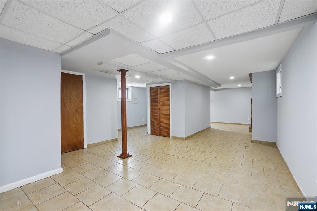 310 Centre Avenue Property Photo 34