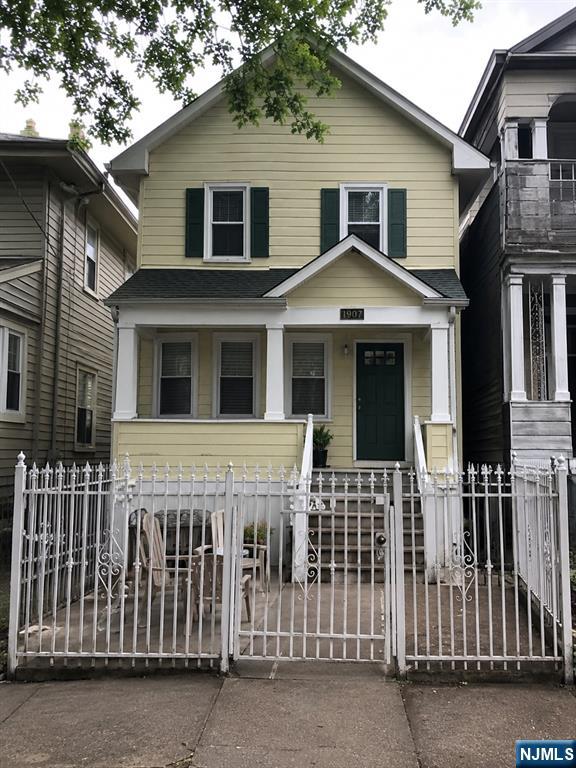 101 Columbia Avenue Property Photo 1