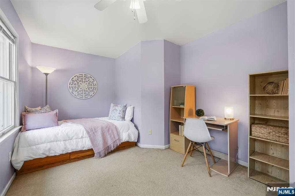 299 Davidson Avenue Property Photo 21