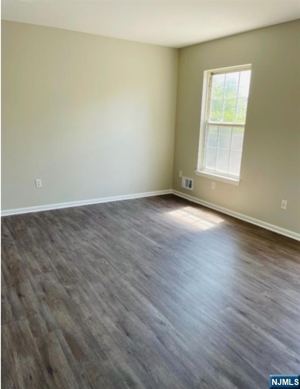 124 Union Avenue 4 Property Photo 6