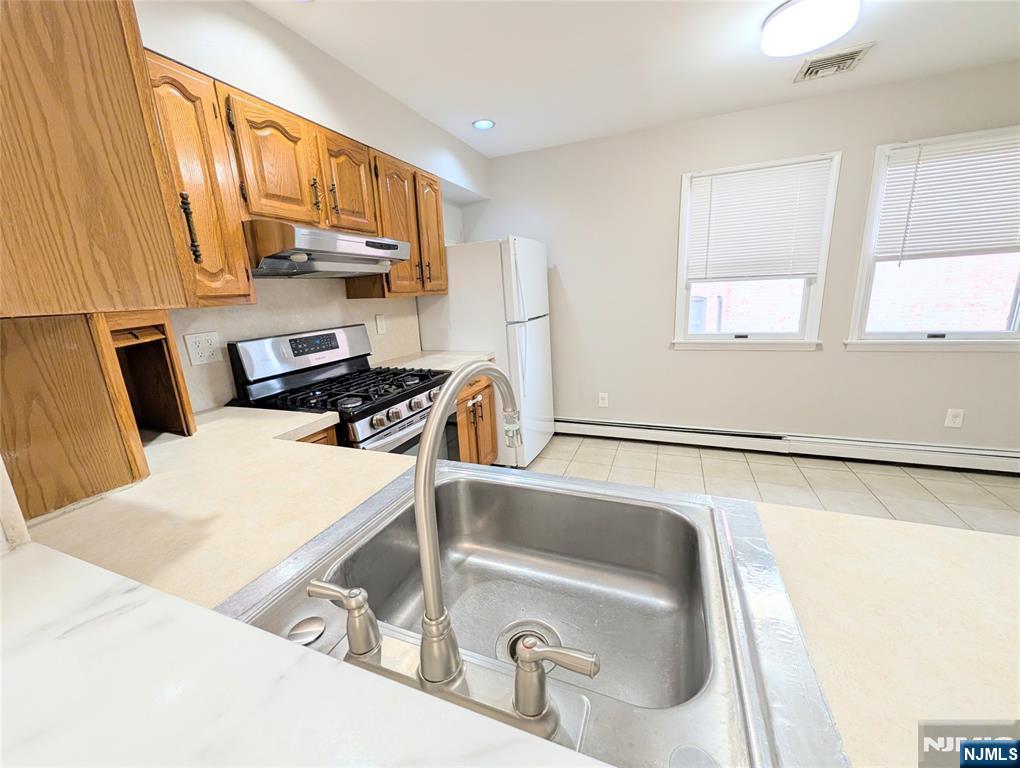 515 Broad Avenue 2nd Property Photo 8