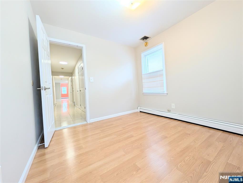 515 Broad Avenue 2nd Property Photo 21