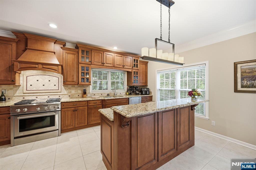 53 Ramapo River Trace Property Photo 8
