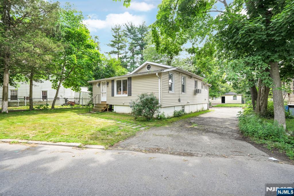 191 Fayette Avenue Property Photo 2