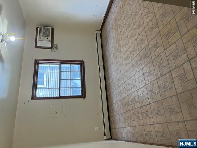 473 Washington Avenue 1 Property Photo 6
