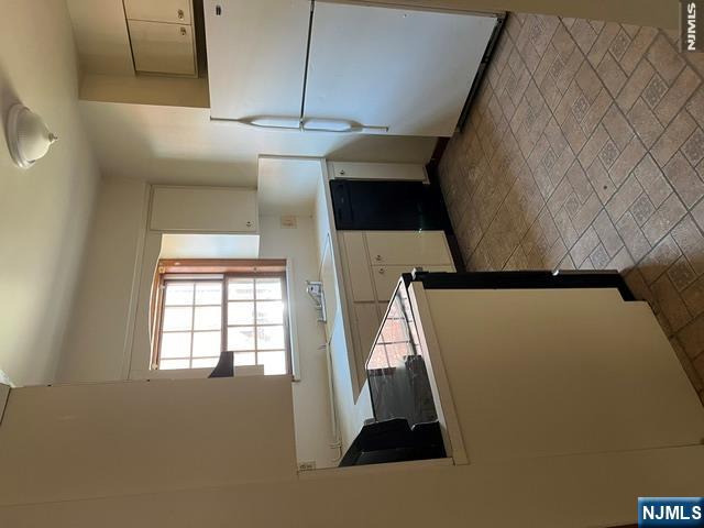 473 Washington Avenue 1 Property Photo 9