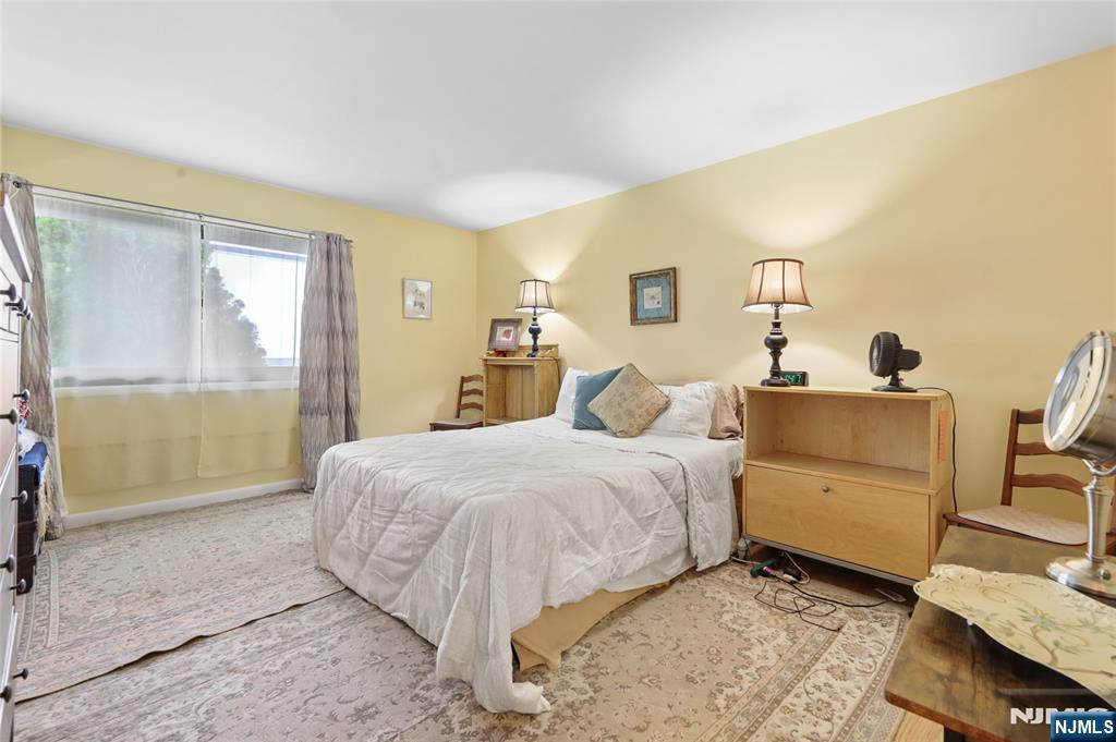 1447 John Street Property Photo 12