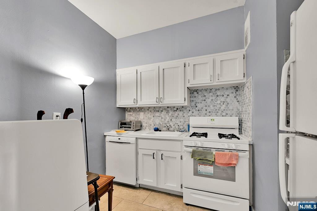 2000 Linwood Avenue 23e Property Photo 7