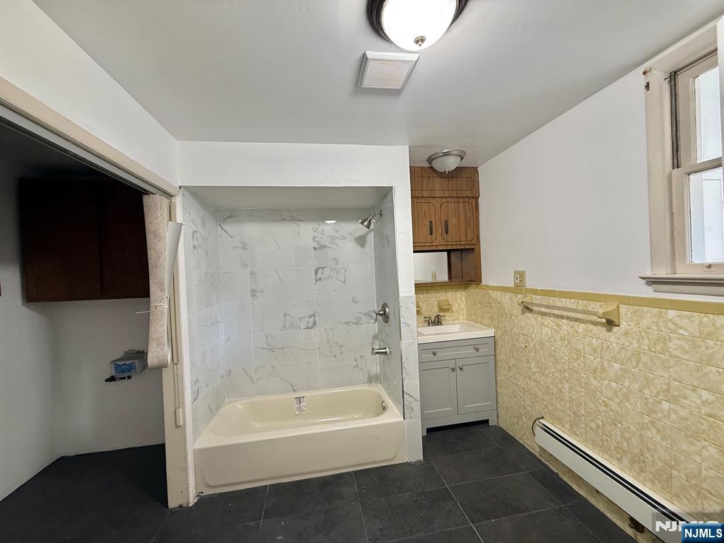 525 Harrison Avenue 2f Property Photo 10