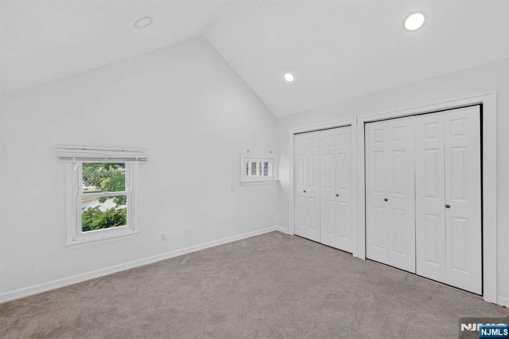 720 Ringwood Avenue Property Photo 15