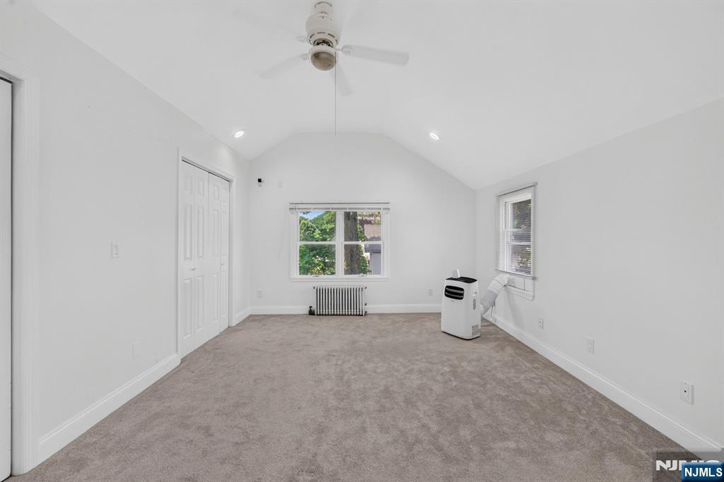 720 Ringwood Avenue Property Photo 16