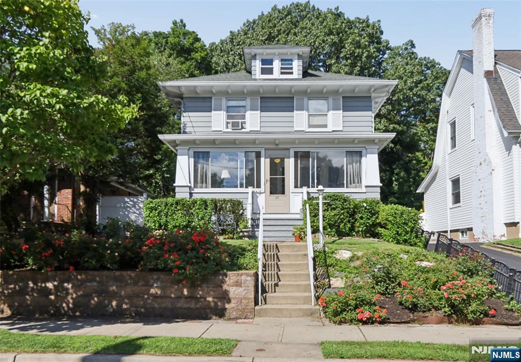 30 Brookside Avenue