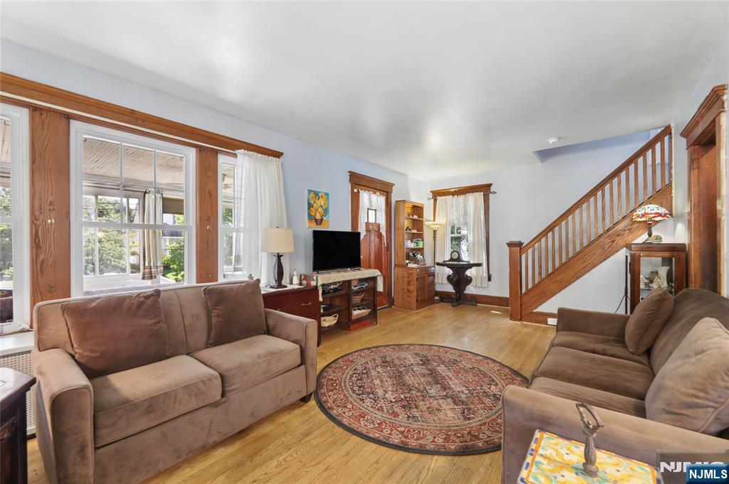 30 Brookside Avenue Property Photo 3