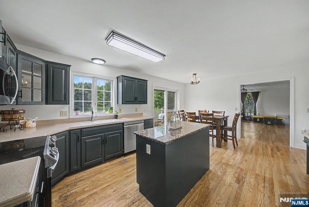460 Shades Of Death Road Property Photo 11