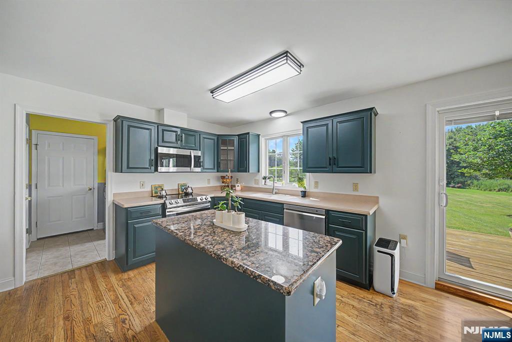 460 Shades Of Death Road Property Photo 13