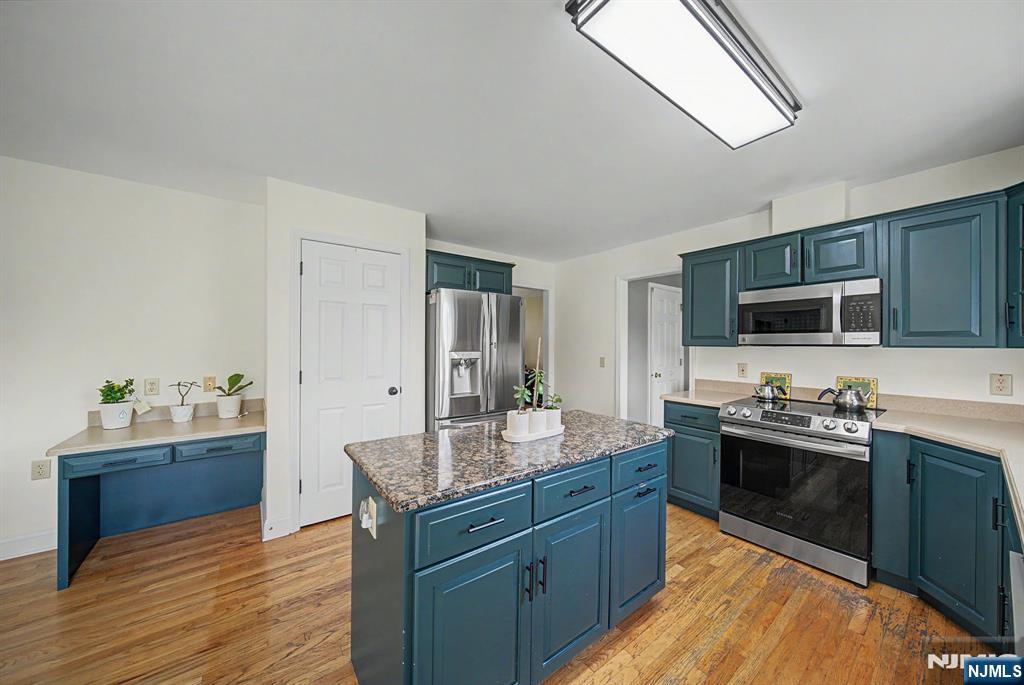 460 Shades Of Death Road Property Photo 14