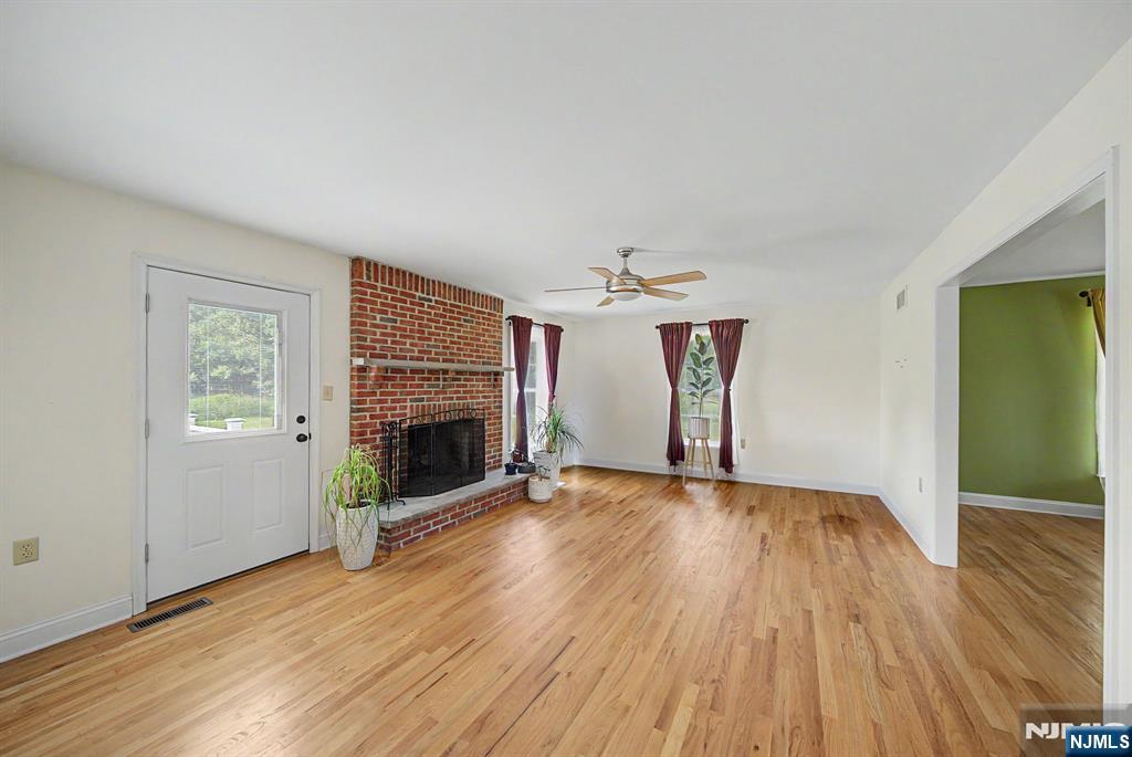 460 Shades Of Death Road Property Photo 20